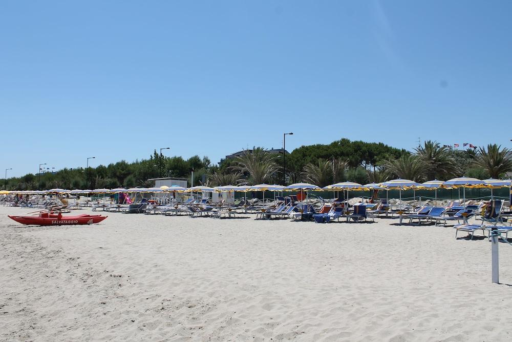 Hotel San Remo Martinsicuro Luaran gambar